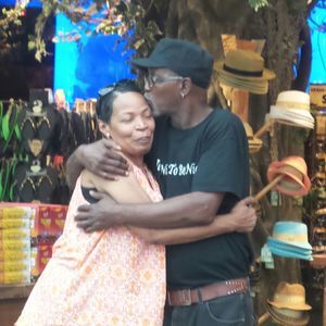 Meet your Posher, Latonya